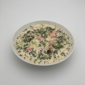 Kermainen lohikeitto 1L